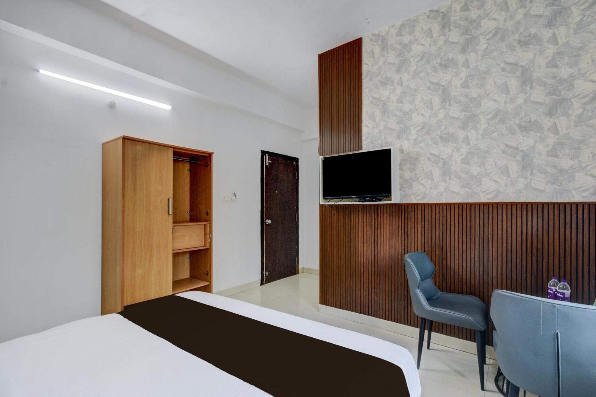 Hotel O Bee Oak Gachibowli ภายนอก รูปภาพ