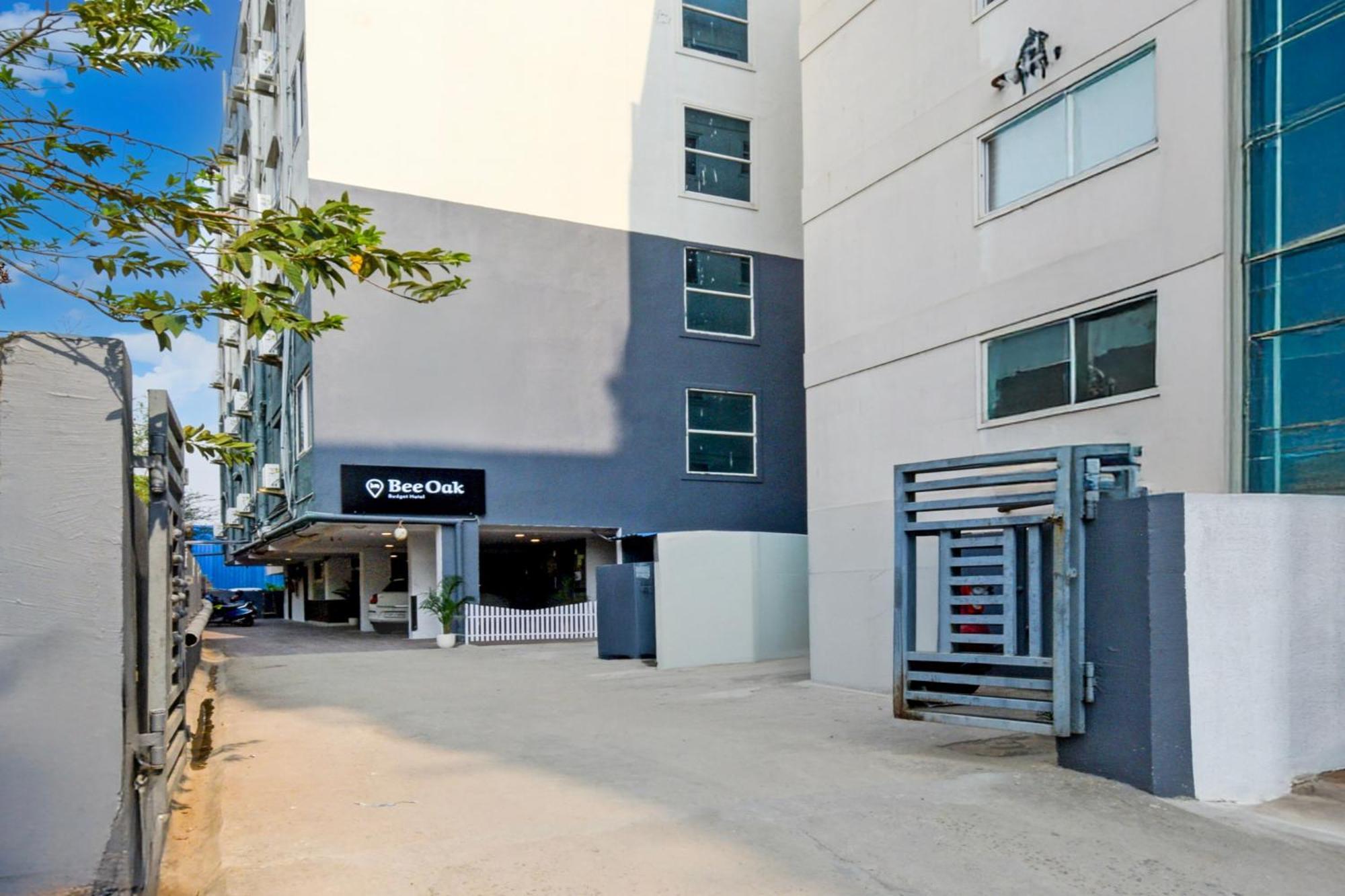 Hotel O Bee Oak Gachibowli ภายนอก รูปภาพ